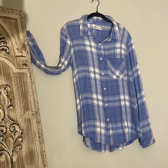 ALTAR’D STATE PLAID FLANNEL BUTTON FRONT TOP - Picture 3 of 7